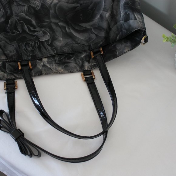 Valentino Garavani Nylon Small Tote Bag - Picture 9 of 15